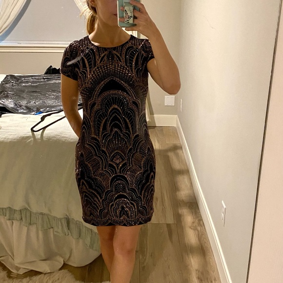Jump Dresses & Skirts - Jump apparel sheath dress / black gold. Size small